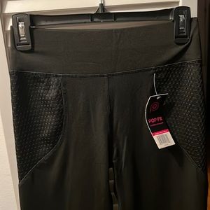 Pop fit leggings medium